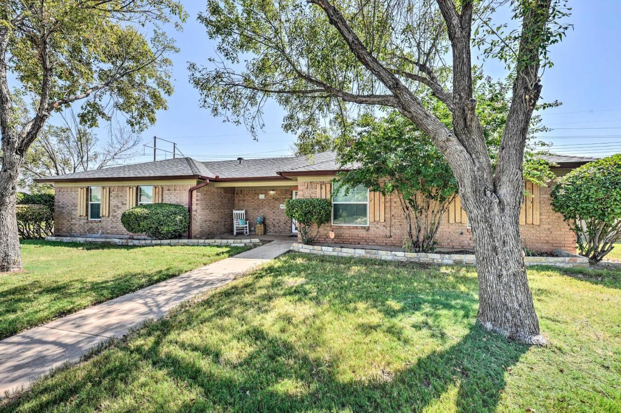 Abilene Home With Bbq And Pvt Yard, 1 Mi To Acu! Exterior photo